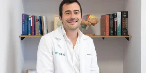 El Dr. Álvaro Moleón presenta un avance clave: la estimulación magnética transcraneal reduce la ideación suicida en depresión resistente